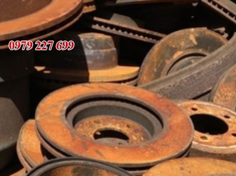 Thu mua sắt đặc, sắt vụn phế liệu tại Tp.HCM