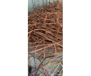 Công ty thu mua phế liệu Q10 giá cao Minh Đức